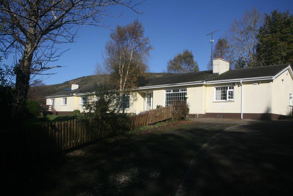 Laragh Mountain View Lodge Saggart Eksteriør bilde